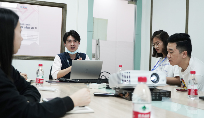 1619689260970232.jpg TOMUU.jpg